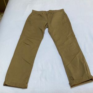 Levi’s 511 cuffed, khaki jeans size 31×32.